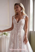 Delicate Shimmering Lace Wedding Gown With Sweetheart Bodice