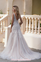Scalloped Pink Nude Lace V-neck Godet Mermaid Bridal Gown