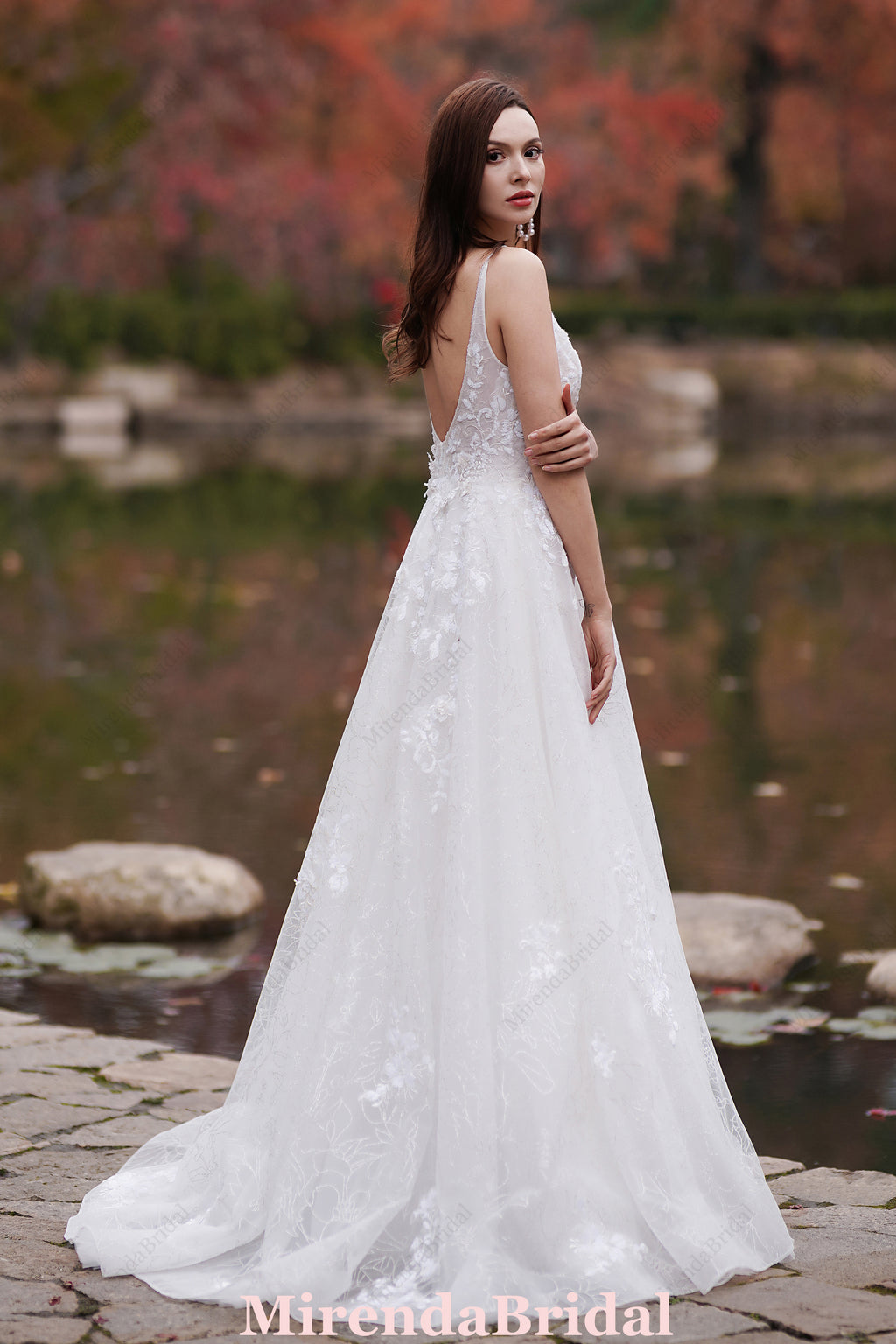 A Precious And Timeless Wedding Dress