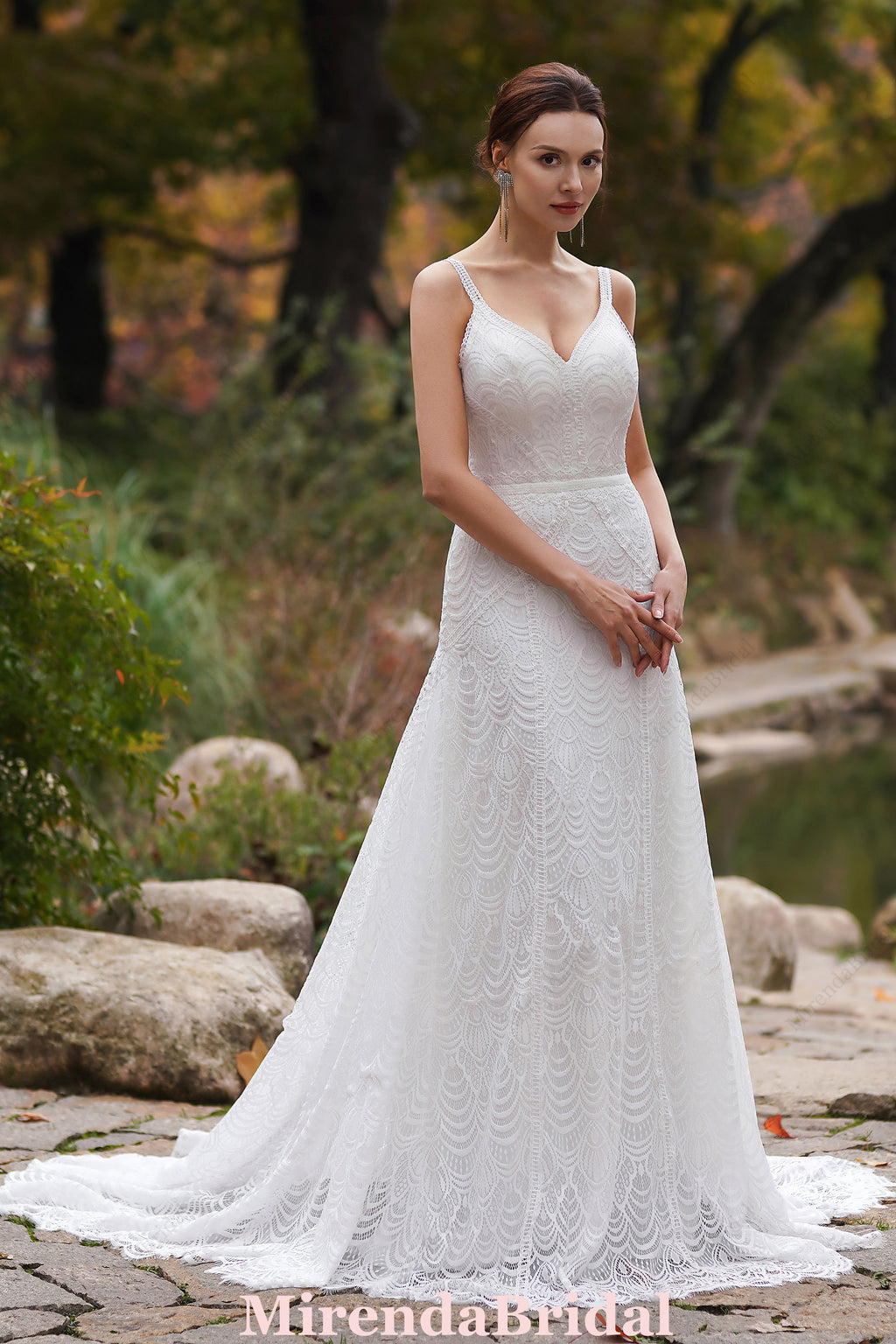 Ripple Patterned Boho Sheath Wedding Dress