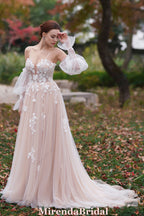 Elegant 3D Flower Appliques A-Line Wedding Dress